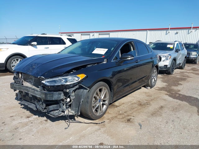 Ford 2019 2019 3FA6P0CD4KR117061 Image 2