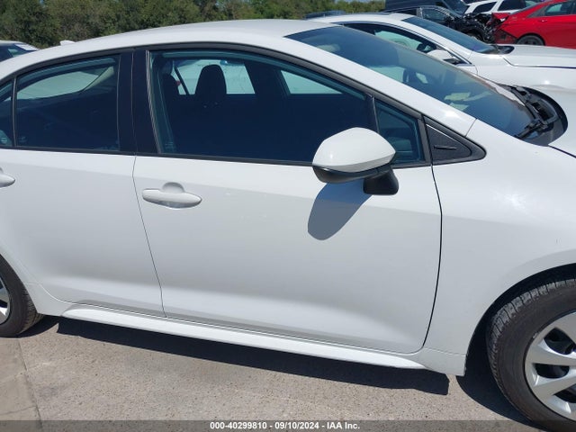 Toyota COROLLA LE 2022 5YFEPMAE8NP342909 Image 13