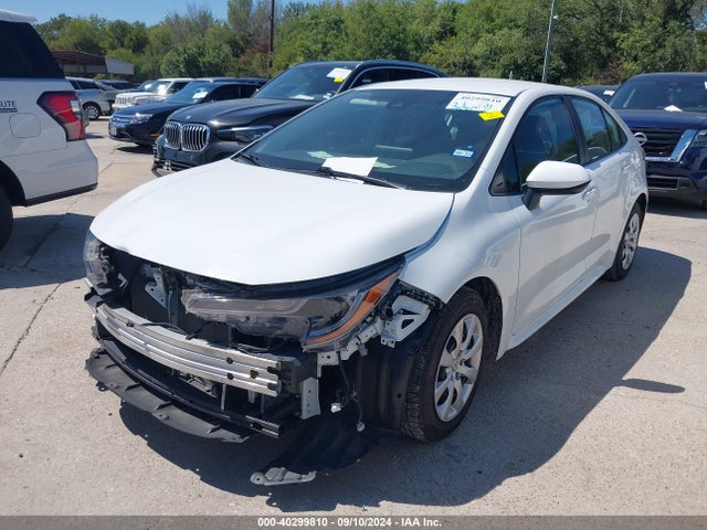 Toyota COROLLA LE 2022 5YFEPMAE8NP342909 Image 2