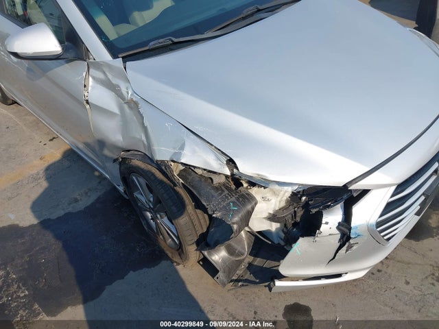 Hyundai ELANTRA SEL 2018 5NPD84LF1JH308719 Image 6