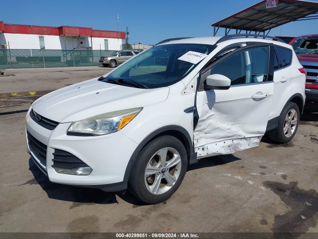 Ford ESCAPE SE 2014 1FMCU9GX1EUE05448 Image 2