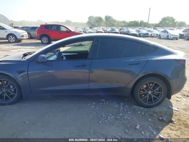 5YJ3E1EA3MF978246 Tesla Model 3 Standard Range Plus Rear-wheel Drive
