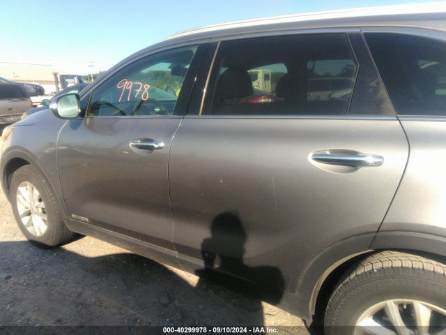 KIA Sorento 3.3l Lx 2018 5XYPGDA5XJG374199 Image 14