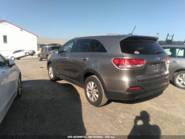 KIA Sorento 3.3l Lx 2018 5XYPGDA5XJG374199 Image 3