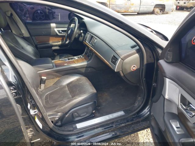 2012 JAGUAR XF SAJWA0FB9CLS36036 Photo 4