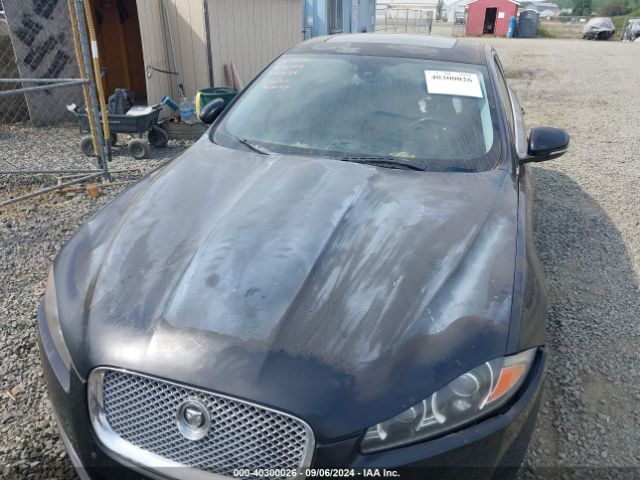 2012 JAGUAR XF SAJWA0FB9CLS36036 Photo 5