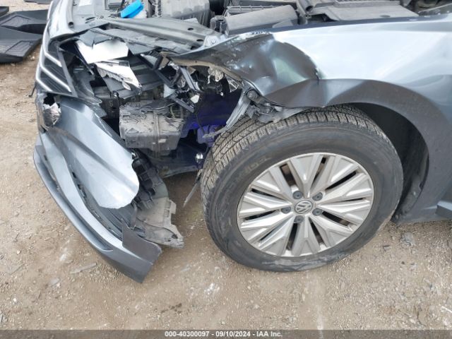 3VWN57BUXLM003115 Volkswagen Jetta 1.4t R-line/1.4t S