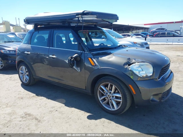 2013 MINI COUNTRYMAN WMWZC3C52DWP20973 Photo 0