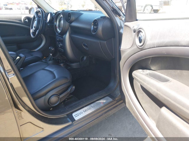 2013 MINI COUNTRYMAN WMWZC3C52DWP20973 Photo 4