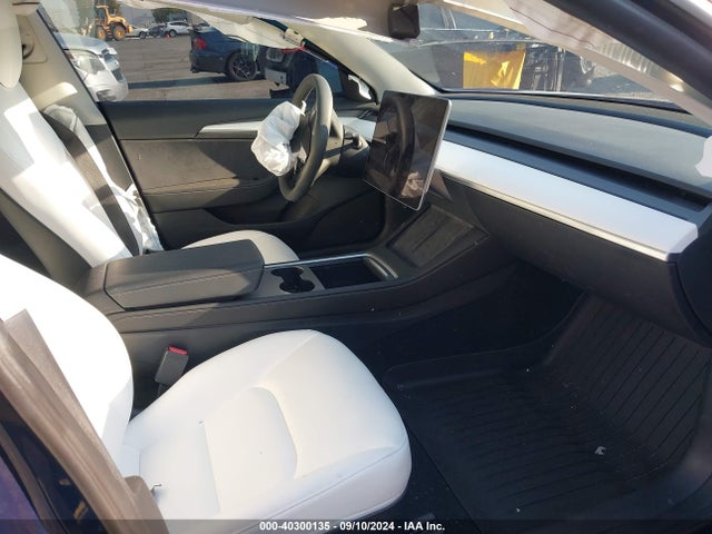 2023 TESLA MODEL 3 5YJ3E1EA7PF672994 Photo 4