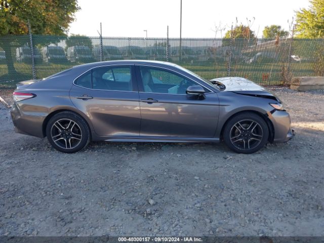 4T1B11HK5JU669355 Toyota CAMRY SE