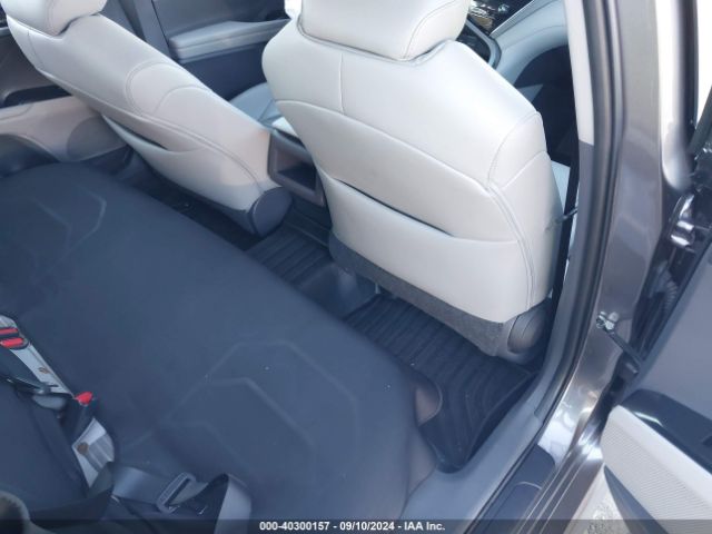 4T1B11HK5JU669355 Toyota CAMRY SE