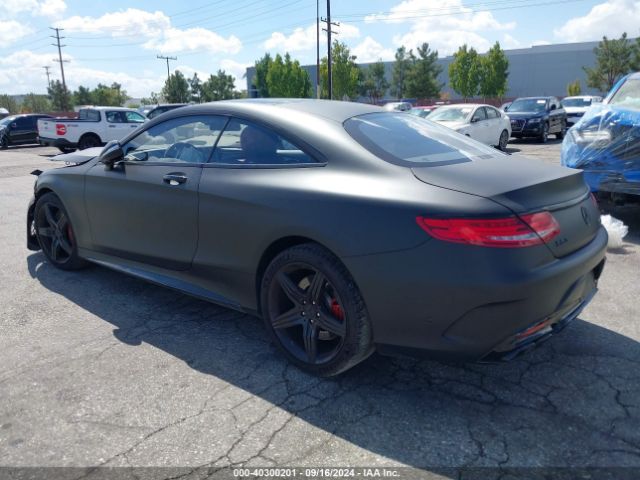 2016 MERCEDES-BENZ AMG S 63 WDDXJ7JB1GA012267 Photo 2