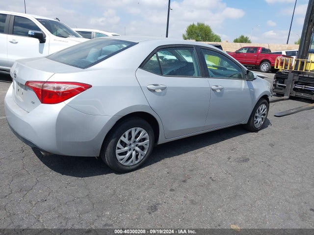 Toyota COROLLA LE 2019 2T1BURHE8KC160993 Image 4