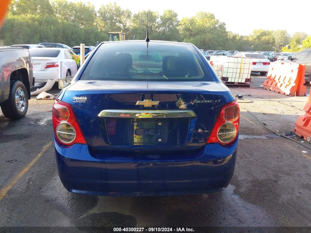 Chevrolet Sonic Lt Auto 2014 1G1JC5SH3E4222018 Image 16