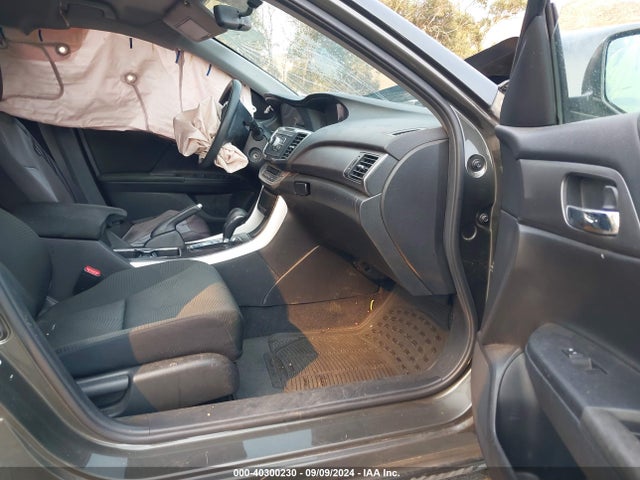 Honda ACCORD LX 2015 1HGCR2F37FA135352 Image 5