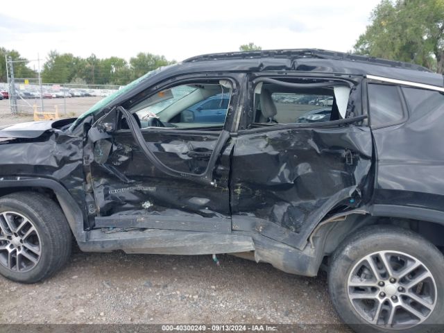 3C4NJDBB7HT666568 Jeep New Compass Latitude 4x4