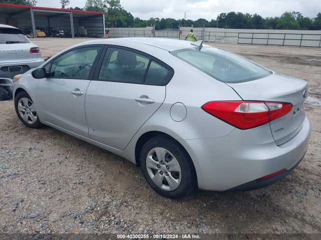 KIA FORTE LX 2016 KNAFX4A64G5549596 Image 3