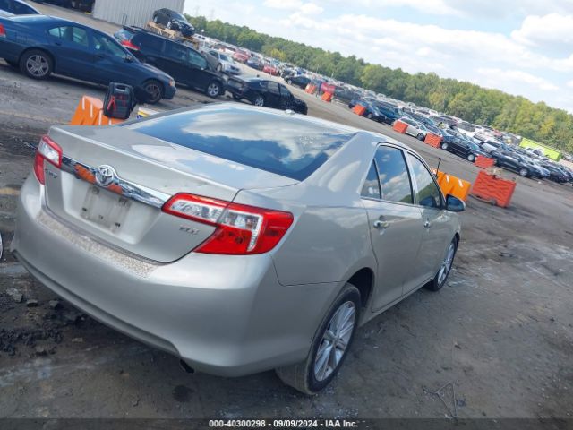 4T1BF1FK1EU403308 Toyota CAMRY XLE