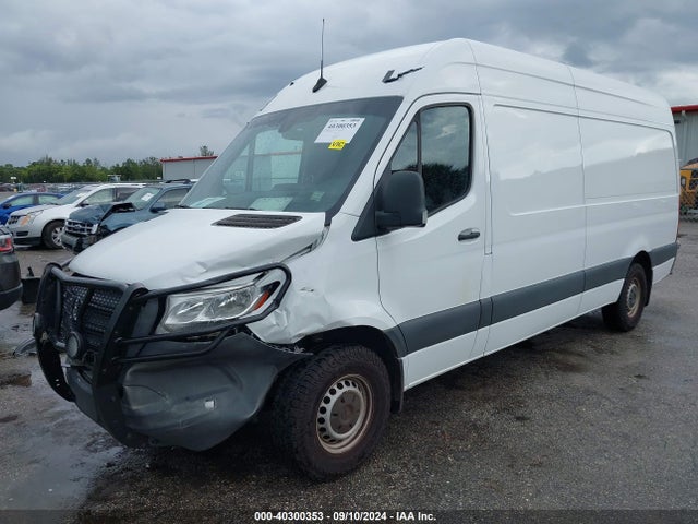 W1W40CHY6MT051654 Mercedes-Benz Sprinter 2500 High Roof I4