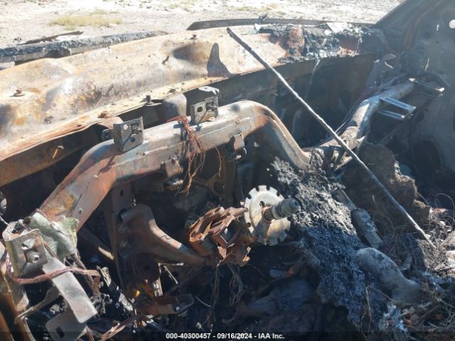 1GCVKRECXFZ391749 Chevrolet Silverado 1500 1lt