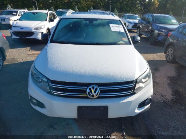 WVGUV7AX2HW504593 Volkswagen Tiguan 2.0t Sport