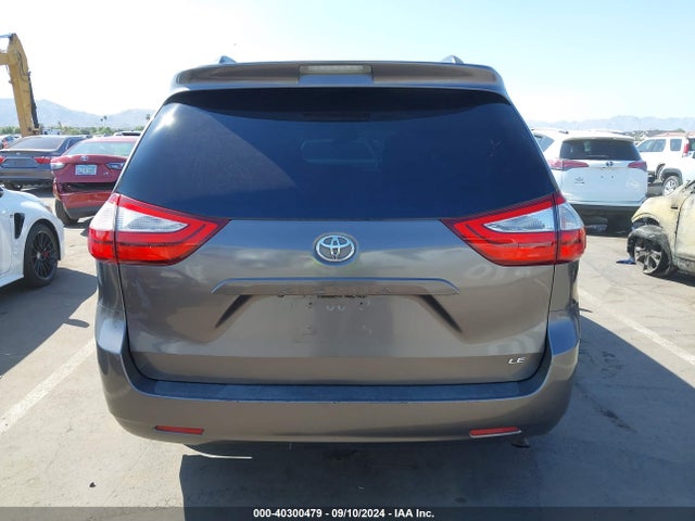 Toyota Sienna Le 8 Passenger 2015 5TDKK3DC2FS660975 Image 17