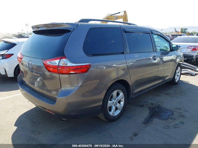 Toyota Sienna Le 8 Passenger 2015 5TDKK3DC2FS660975 Image 4