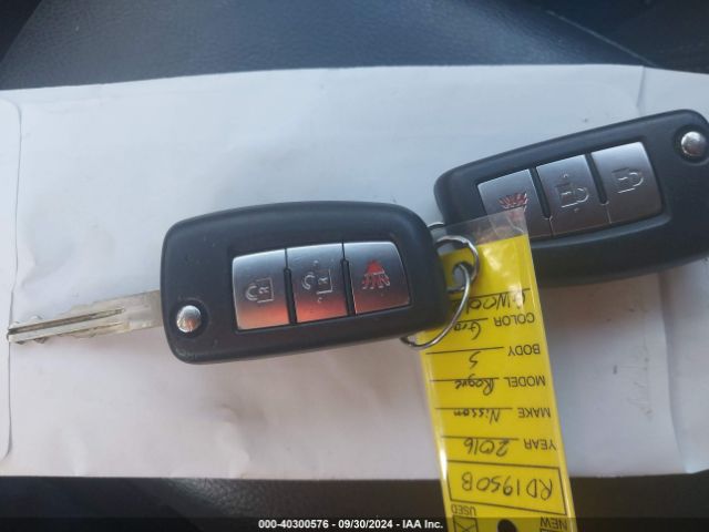 JN8AT2MT5GW001068 Nissan ROGUE S