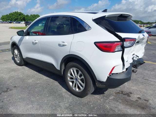 Ford ESCAPE SE 2022 1FMCU0G62NUA46114 Image 3