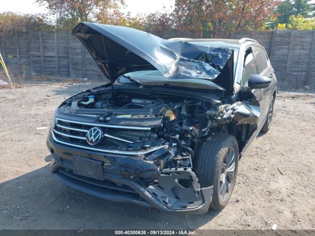 3VV2B7AXXNM060140 Volkswagen Tiguan 2.0t Se