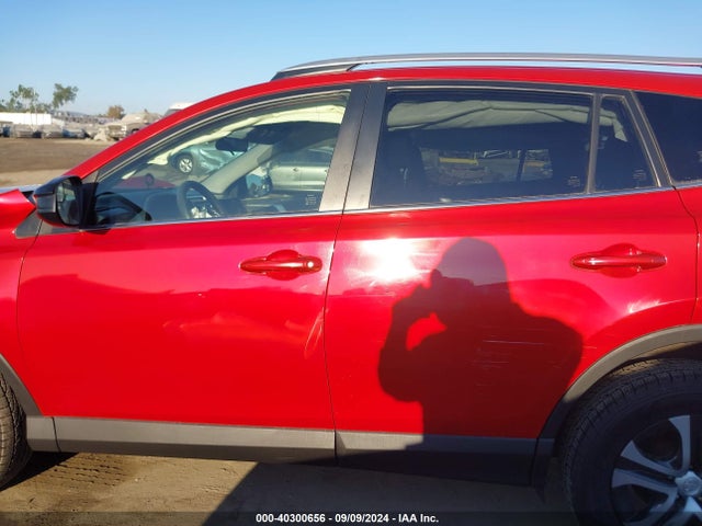 Toyota RAV4 LE 2016 JTMBFREV2GJ096900 Image 14