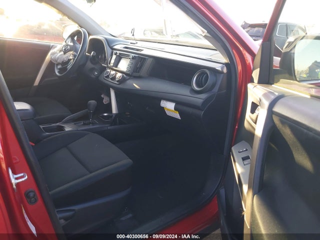 Toyota RAV4 LE 2016 JTMBFREV2GJ096900 Image 5