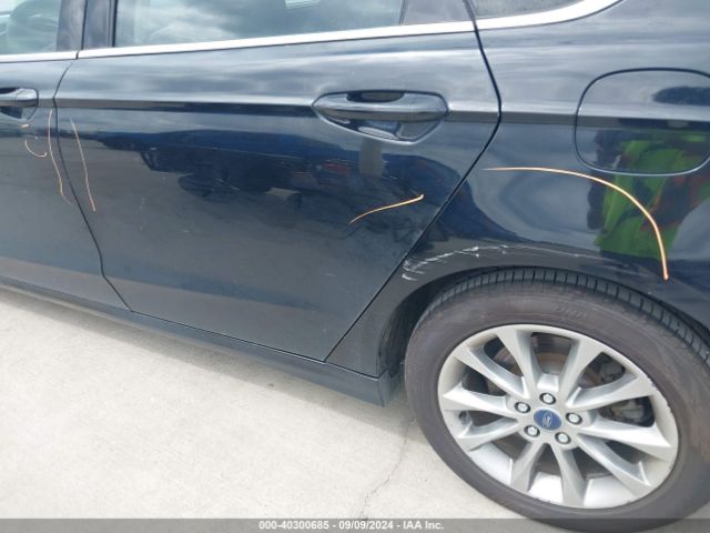 3FA6P0LU5HR231112 Ford Fusion Hybrid Se