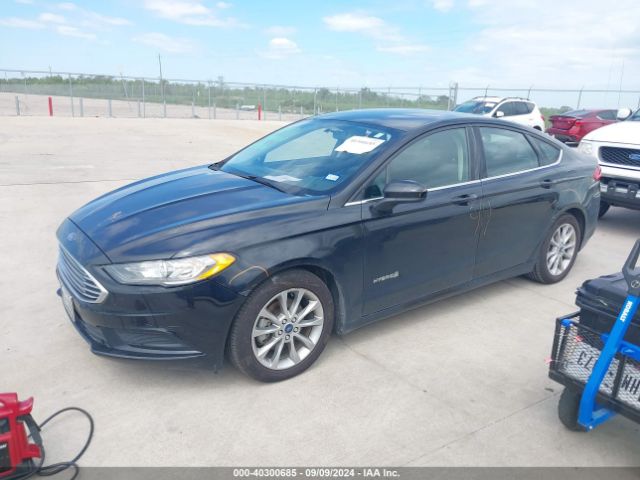 3FA6P0LU5HR231112 Ford Fusion Hybrid Se