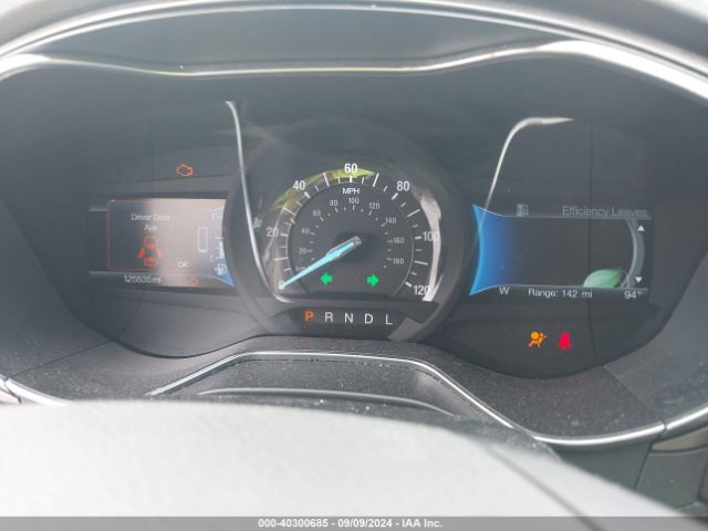 3FA6P0LU5HR231112 Ford Fusion Hybrid Se