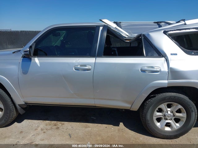 Toyota 4runner Sr5 Premium 2016 JTEZU5JR0G5111694 Image 14