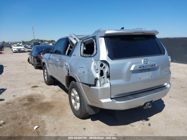 Toyota 4runner Sr5 Premium 2016 JTEZU5JR0G5111694 Image 3