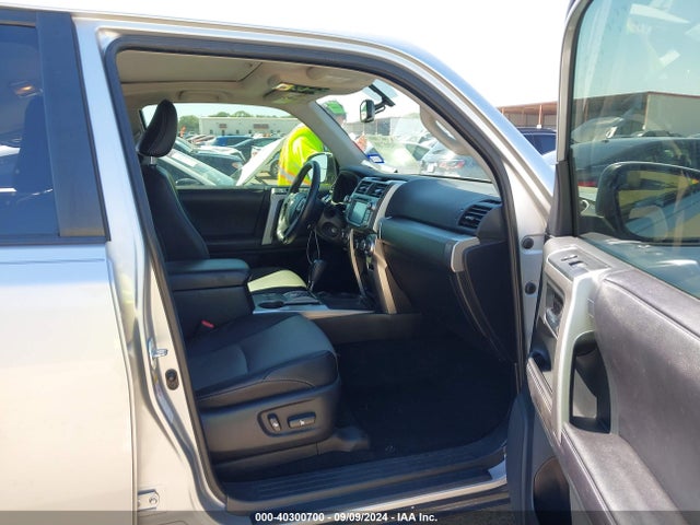 Toyota 4runner Sr5 Premium 2016 JTEZU5JR0G5111694 Image 5