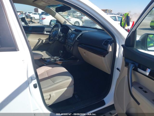 5XYKT3A68FG579911 KIA SORENTO LX