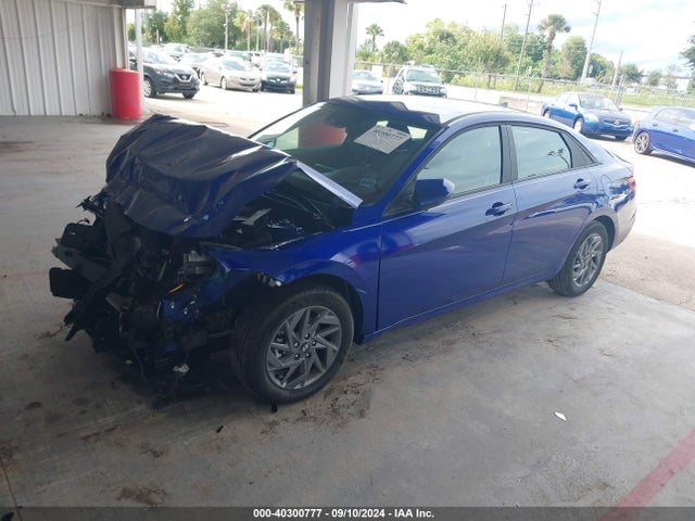 Hyundai ELANTRA SEL 2024 KMHLM4DG1RU831752 Image 2