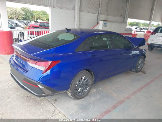 Hyundai ELANTRA SEL 2024 KMHLM4DG1RU831752 Image 4