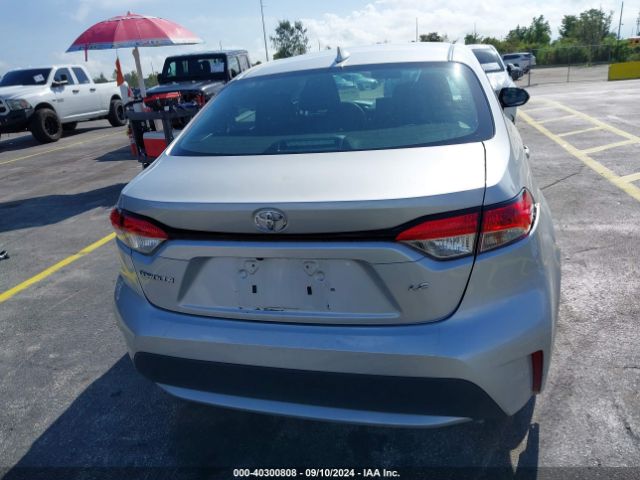 5YFEPMAE9MP270729 Toyota COROLLA LE