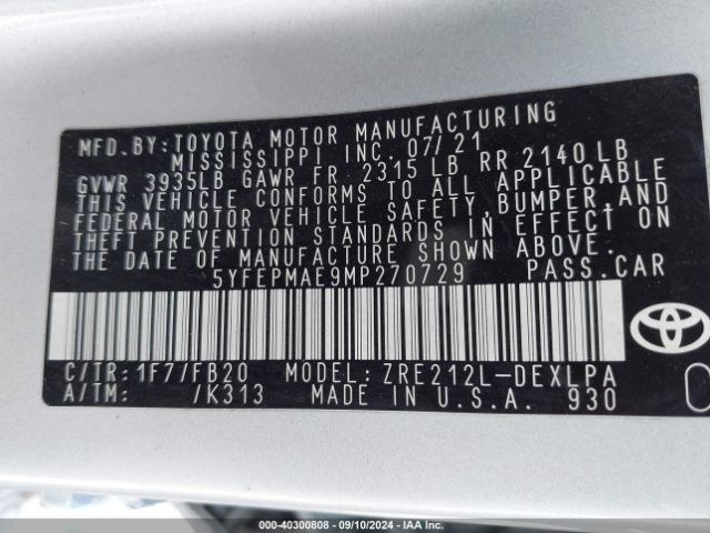 5YFEPMAE9MP270729 Toyota COROLLA LE