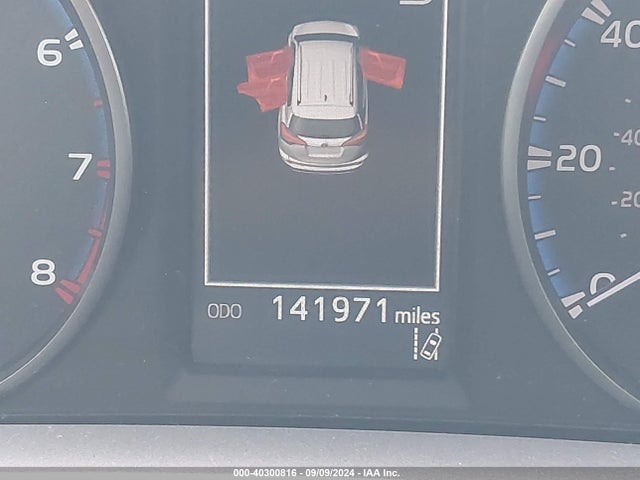 Toyota RAV4 LE 2017 JTMZFREV9HJ711197 Image 15
