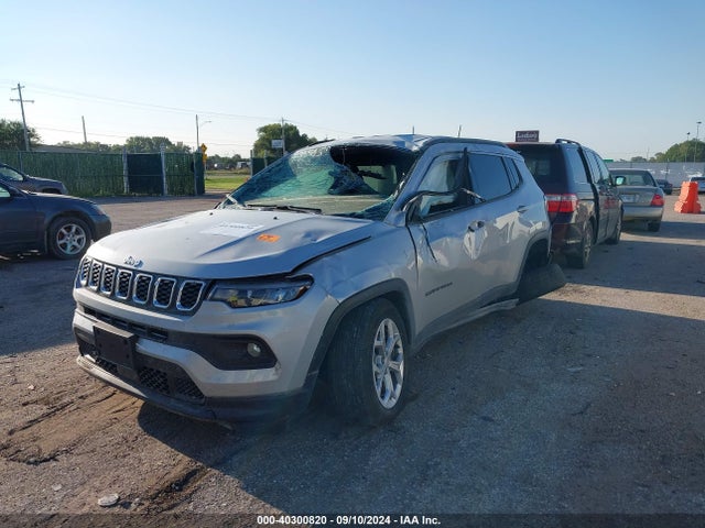 Jeep Compass Latitude 4x4 2024 3C4NJDBN6RT109646 Image 2