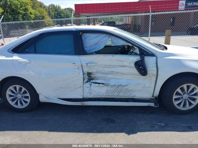 4T1BF1FK9HU274870 Toyota CAMRY LE