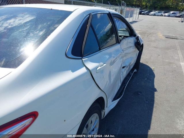 4T1BF1FK9HU274870 Toyota CAMRY LE