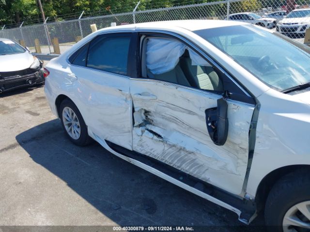 4T1BF1FK9HU274870 Toyota CAMRY LE