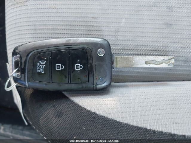 KMHRC8A35NU133080 Hyundai Venue Sel